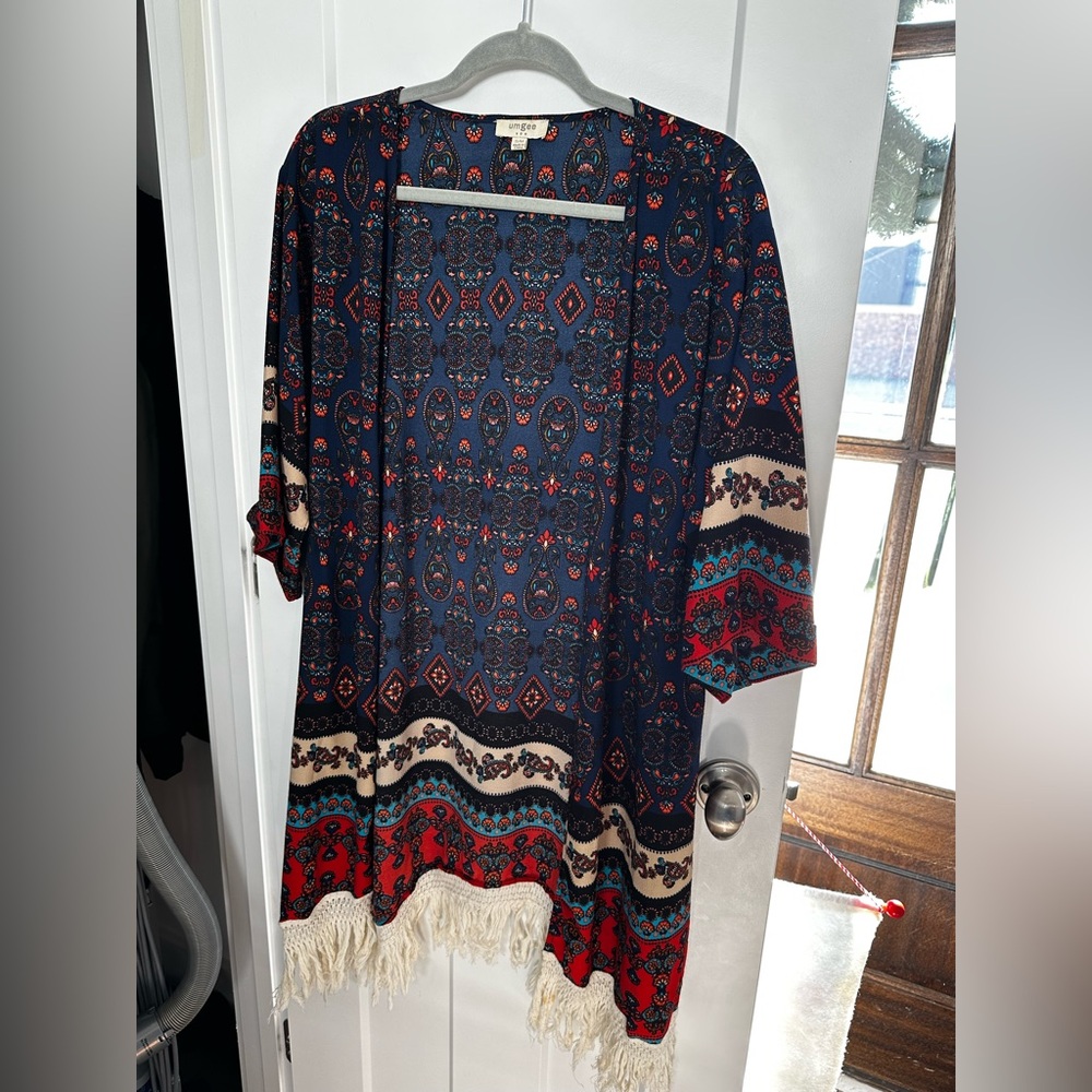 Umgee Blue and Red Paisley Kimono size S/M